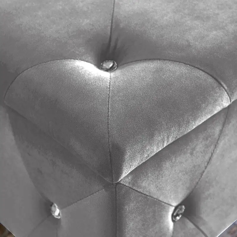 Tufted Storage Bench with Flip-Top and Metal Feet